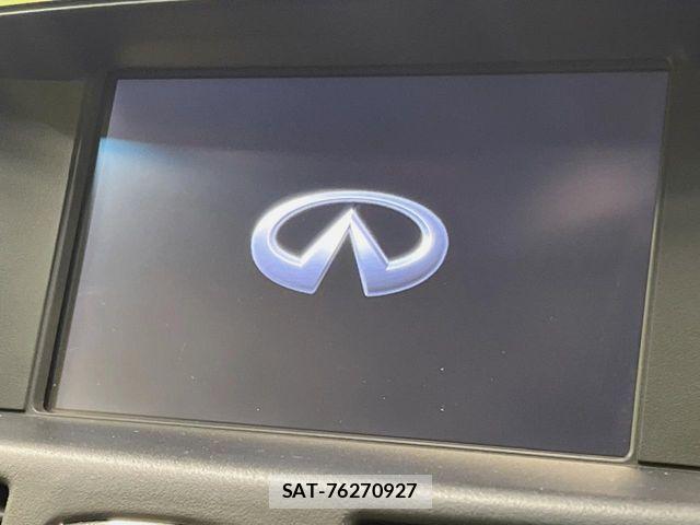 Nissan FUGA 2016-03 7218997-2