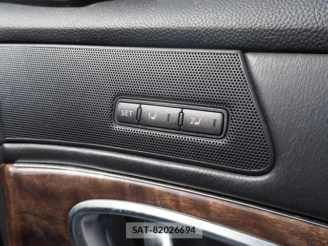 Nissan FUGA 2015-08 7218991-13