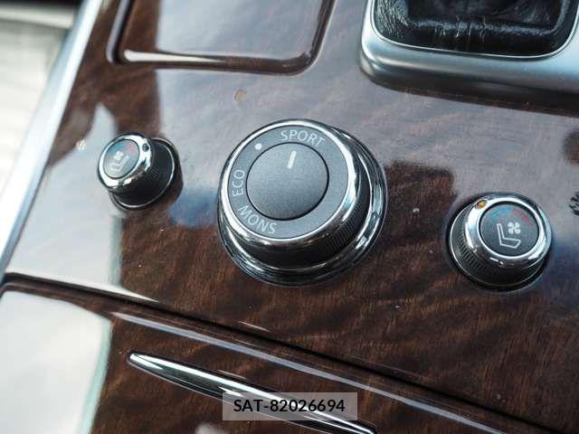 Nissan FUGA 2015-08 7218991-16