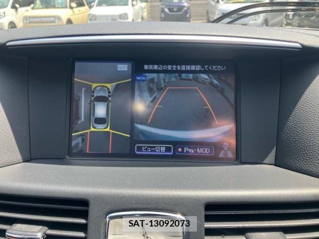 Nissan FUGA 2019-01 7218998-17