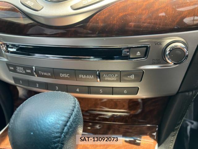 Nissan FUGA 2019-01 7218998-20