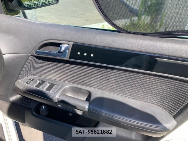 Nissan FUGA 2008-03 7218987-11