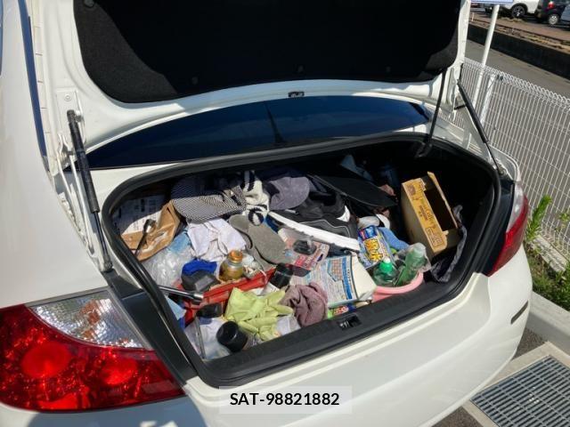 Nissan FUGA 2008-03 7218987-15