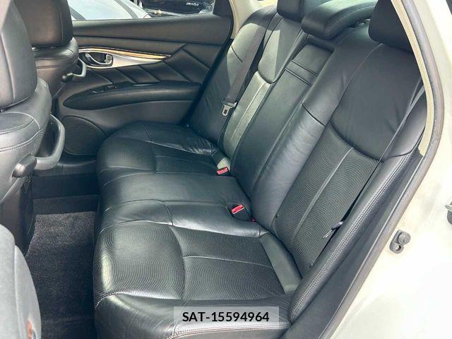 Nissan FUGA 2009-11 7218995-17