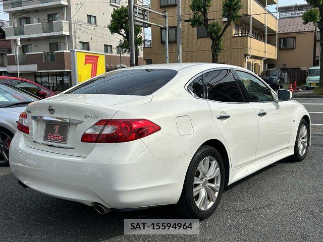 Nissan FUGA 2009-11 7218995-22
