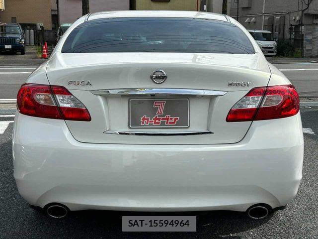 Nissan FUGA 2009-11 7218995-23