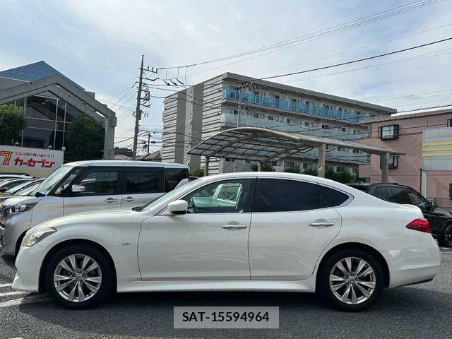 Nissan FUGA 2009-11 7218995-25