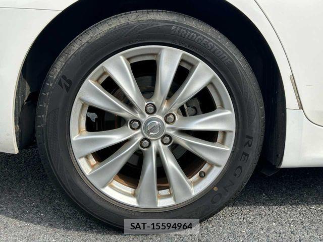 Nissan FUGA 2009-11 7218995-27