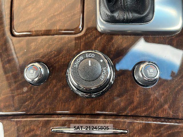 Nissan FUGA 2022-07 7271952-11