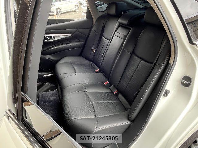 Nissan FUGA 2022-07 7271952-12