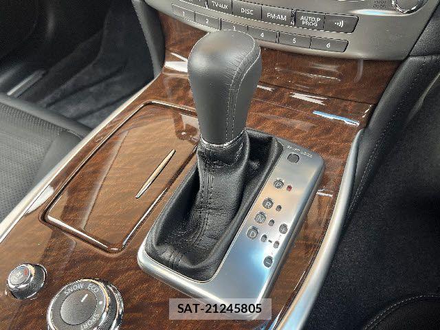 Nissan FUGA 2022-07 7271952-19