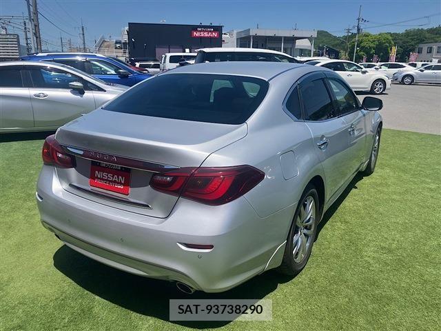 Nissan FUGA 2015-04 7327236-1