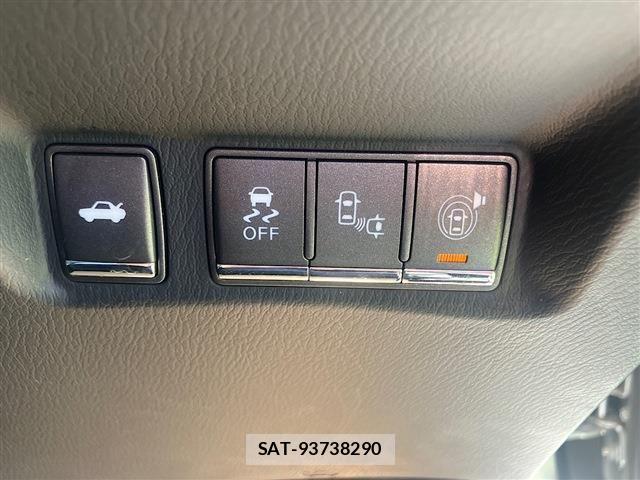 Nissan FUGA 2015-04 7327236-5