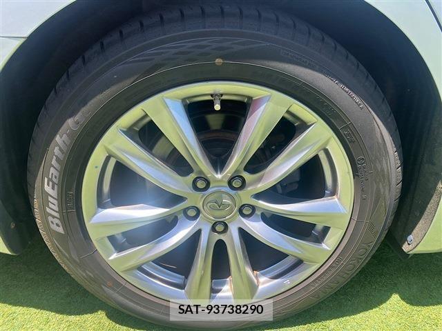 Nissan FUGA 2015-04 7327236-8