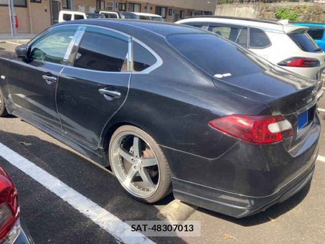 Nissan FUGA 2011-02 7327238-4
