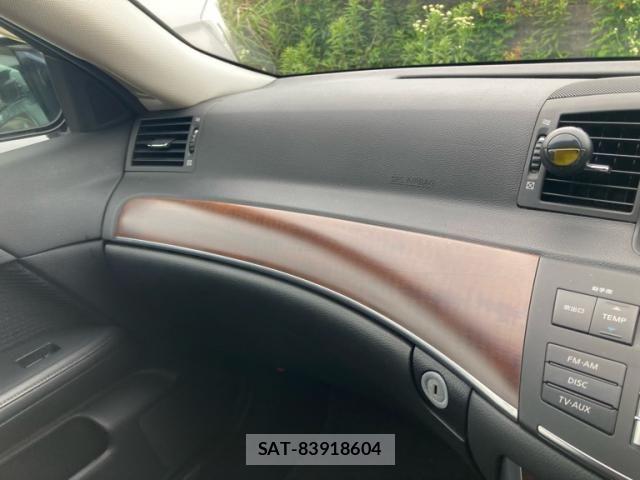 Nissan FUGA 2008-02 7357894-21