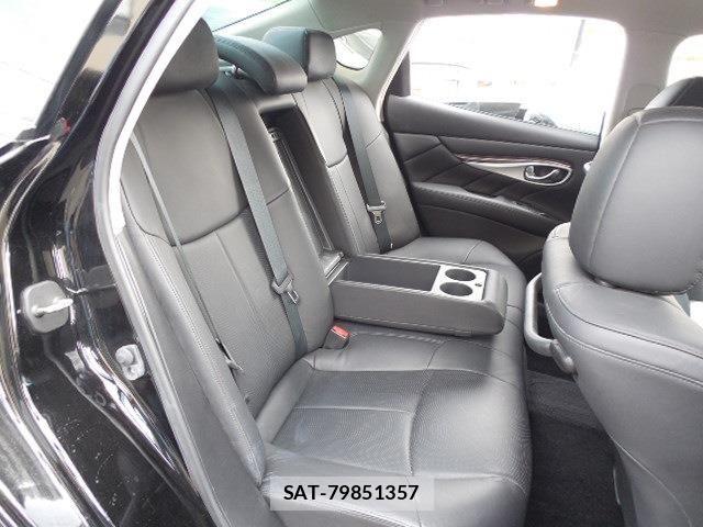 Nissan FUGA 2014-09 7357890-9