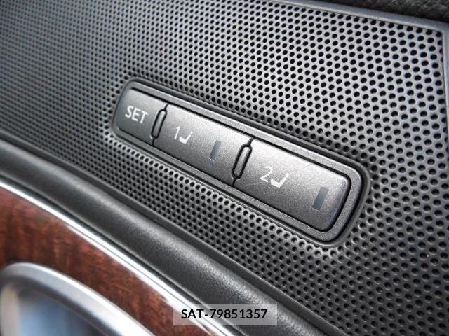 Nissan FUGA 2014-09 7357890-20