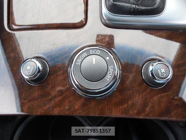 Nissan FUGA 2014-09 7357890-22
