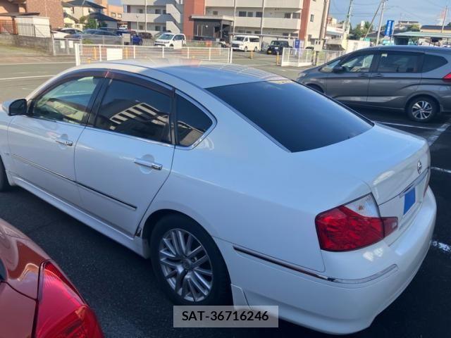 Nissan FUGA 2008-05 7392253-4