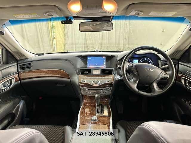 Nissan FUGA 2019-03 7500704-16