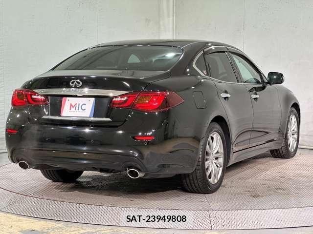 Nissan FUGA 2019-03 7500704-4