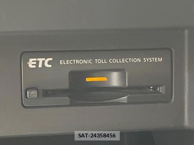 Nissan FUGA 2011-07 7616758-7