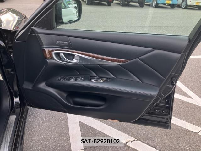 Nissan FUGA 2010-04 7616760-13