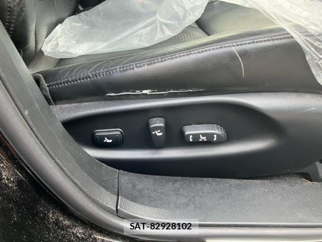 Nissan FUGA 2010-04 7616760-14