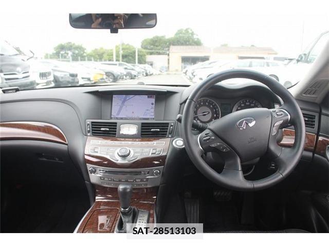Nissan FUGA 2016-08 7723638-16