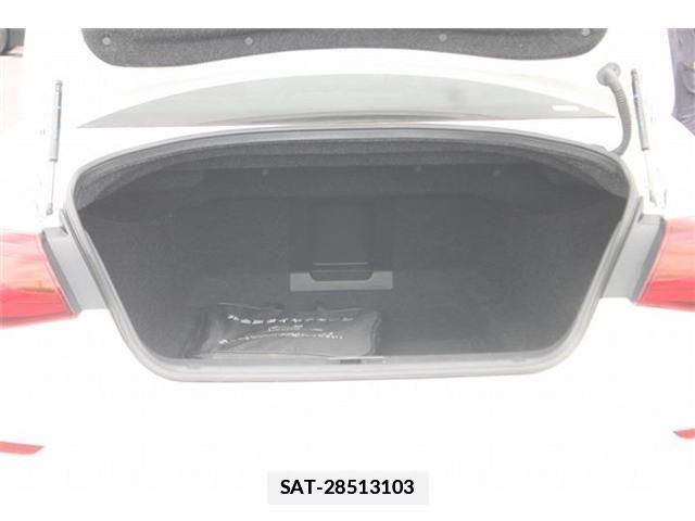 Nissan FUGA 2016-08 7723638-17