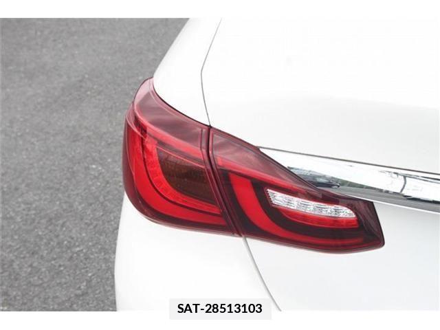 Nissan FUGA 2016-08 7723638-27