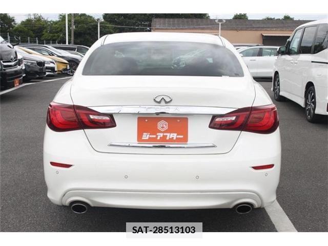 Nissan FUGA 2016-08 7723638-8