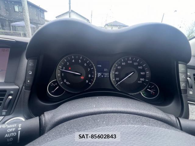 Nissan FUGA 2012-07 7723637-9