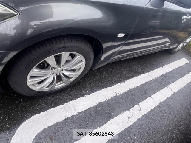 Nissan FUGA 2012-07 7723637-4