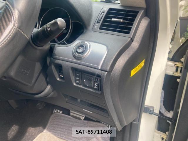 Nissan FUGA 2006-01 7785196-4