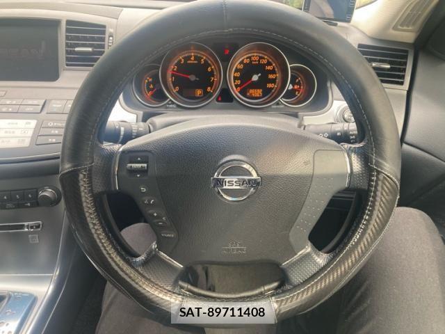Nissan FUGA 2006-01 7785196-7