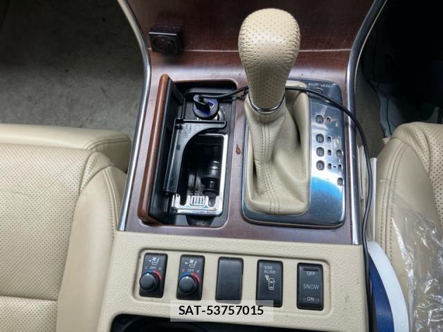 Nissan FUGA 2005-07 7785199-19