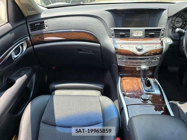 Nissan FUGA 2011-09 7876619-15
