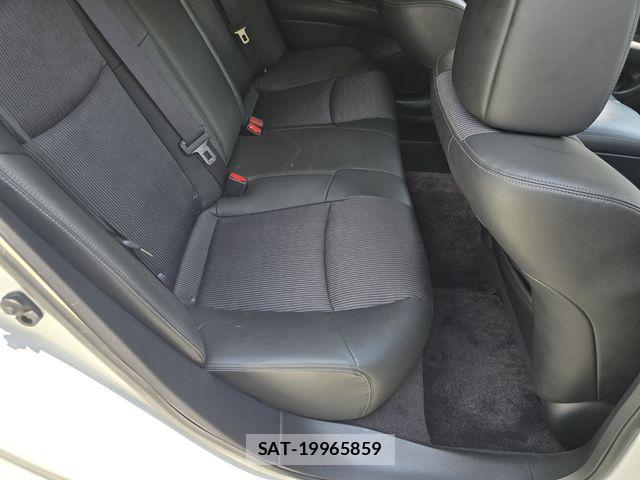 Nissan FUGA 2011-09 7876619-23