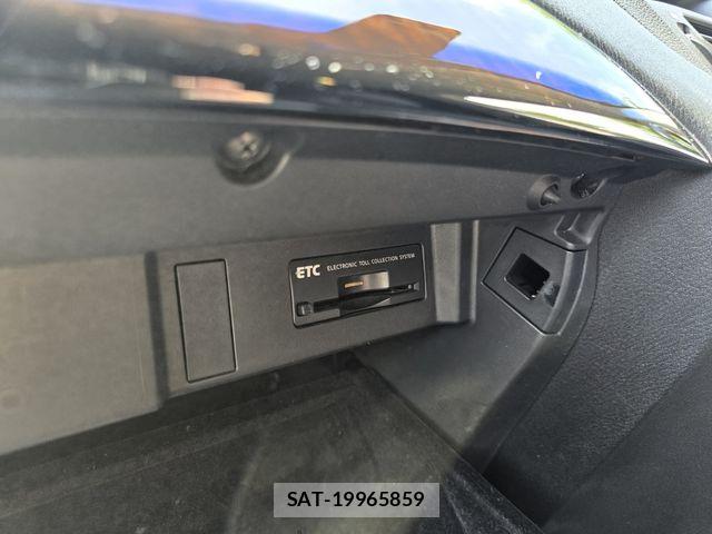 Nissan FUGA 2011-09 7876619-25