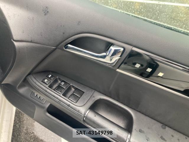 Nissan FUGA 2009-03 7876621-11