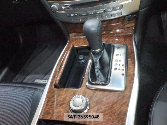 Nissan FUGA 2015-08 7876622-19
