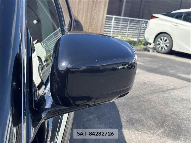 Nissan FUGA 2010-04 7876620-25