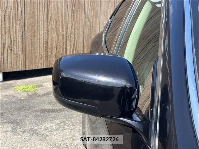 Nissan FUGA 2010-04 7876620-26
