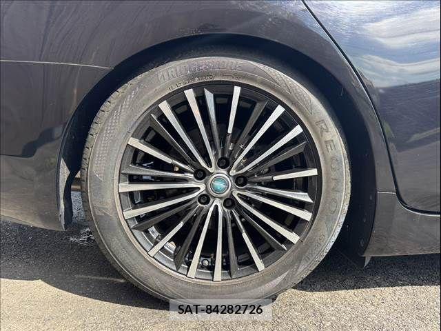 Nissan FUGA 2010-04 7876620-27