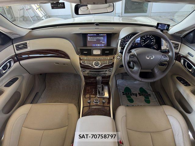 Nissan FUGA 2018-03 7876618-7