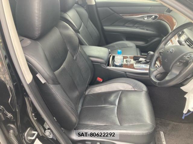 Nissan FUGA 2015-03 7902653-16