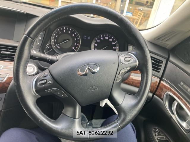 Nissan FUGA 2015-03 7902653-19
