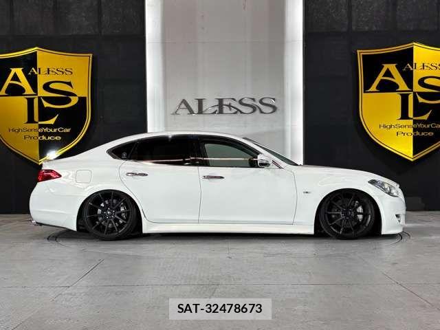 Nissan FUGA 2011-11 7961827-4